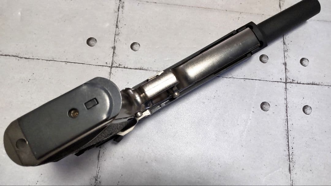 た*る様 お勧め❗️マルイデザートイーグル50AEバイオハザード ´98限定品後