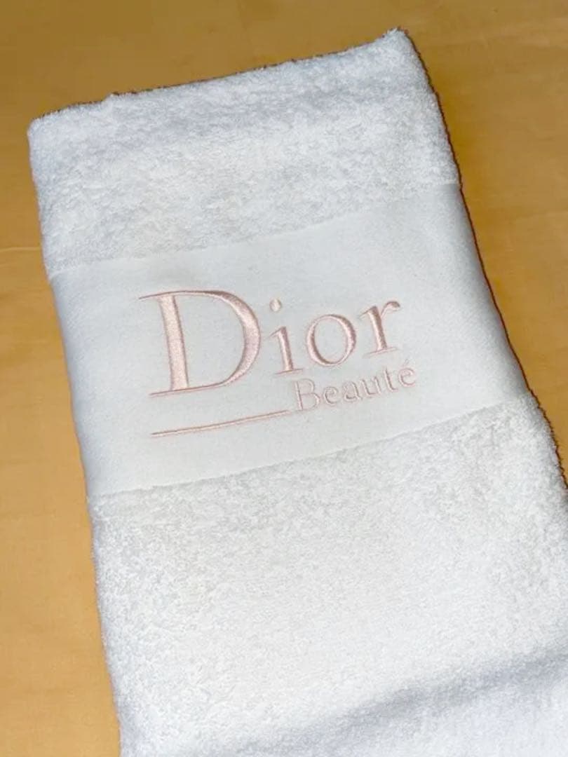 Dior バスタオル