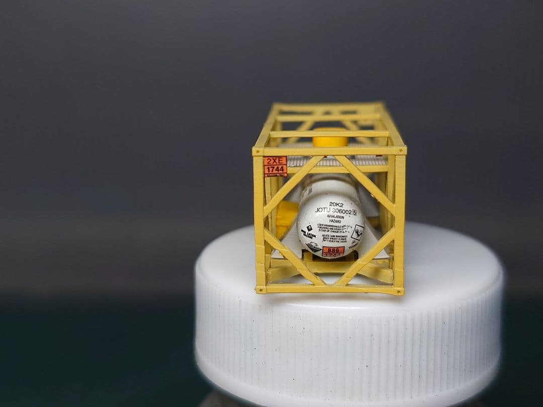 神*威様 Nゲージ 20K2臭素 タンクコンテナ