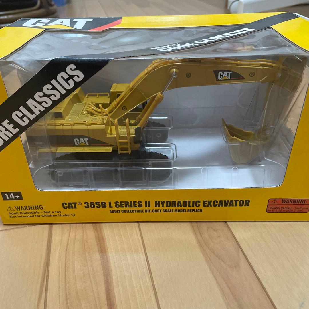 非売品　CAT 365B L SERIES II ダイキャストモデル