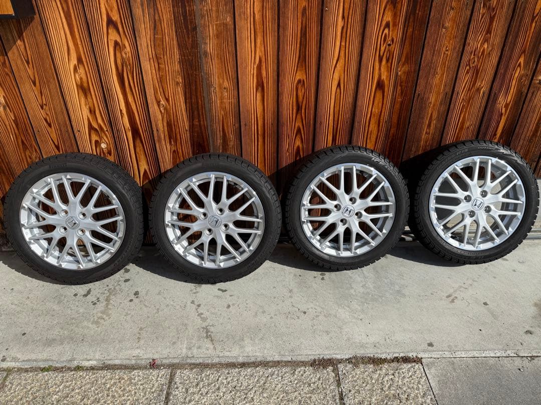 ホンダ 15インチ N-BOXスタッドレスタイヤセット