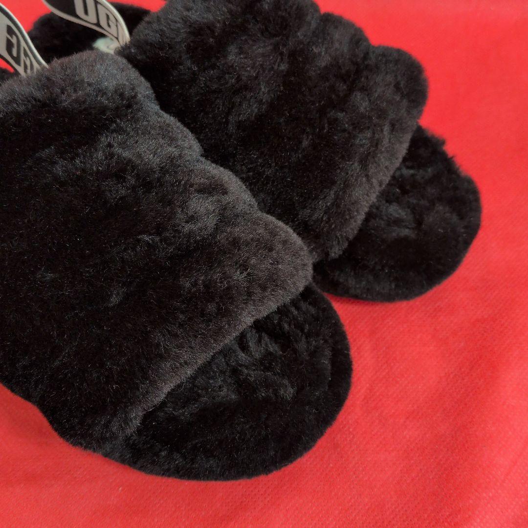 【未使用】UGGファーサンダル FLUFF YEAH SLIDE✨️モコモコ✨️