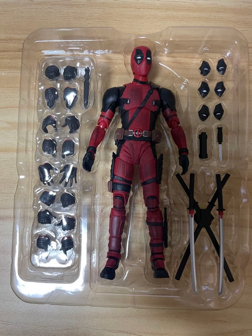 m*u様 S.H.Figuartsデッドプール セット