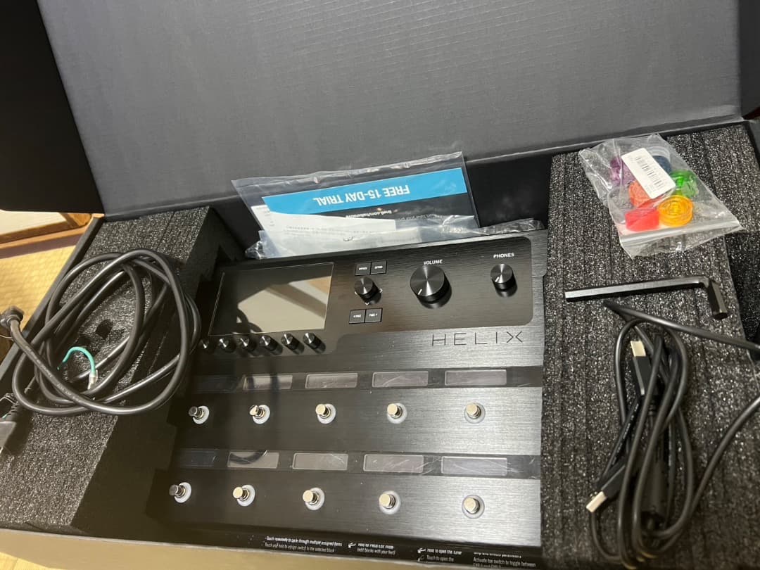 LINE 6 HELIX Floor 136,000円GW特価！本日まで！