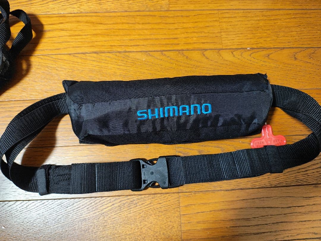 SHIMANO コンパクトライフジャケット　VF-053U ブラック　シマノ