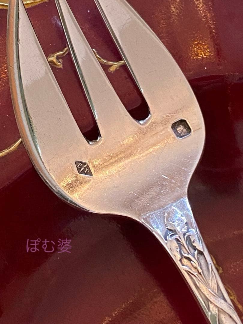 【ピュイフォルカ】 純銀 フォーク２本「アール・ヌーヴォーの華／アイリス」