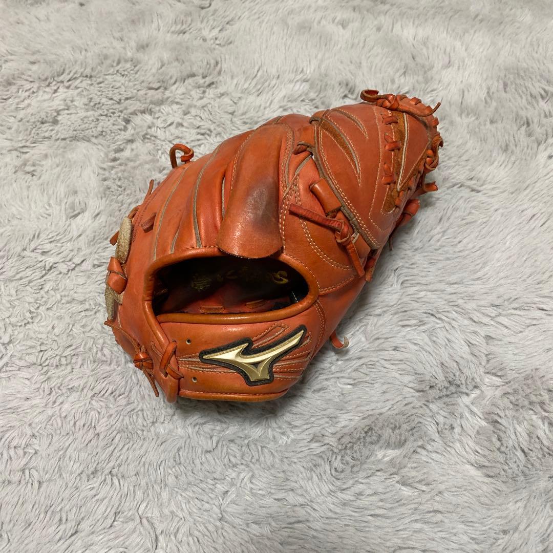 Mizuno Global Elite 右投げ用グローブ