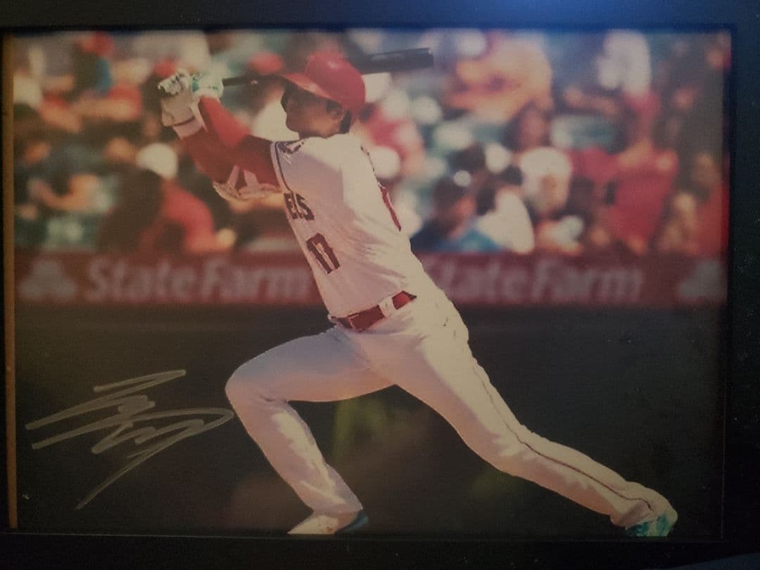 入手困難★世界のスーパースター★大谷翔平直筆サイン入り、大型フォト写真★