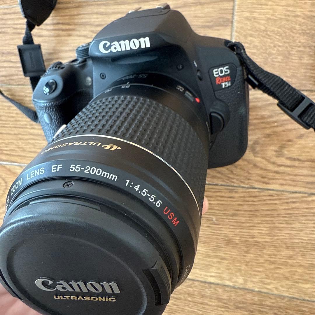 Canon EOS Rebel T5i デジタル一眼レフ