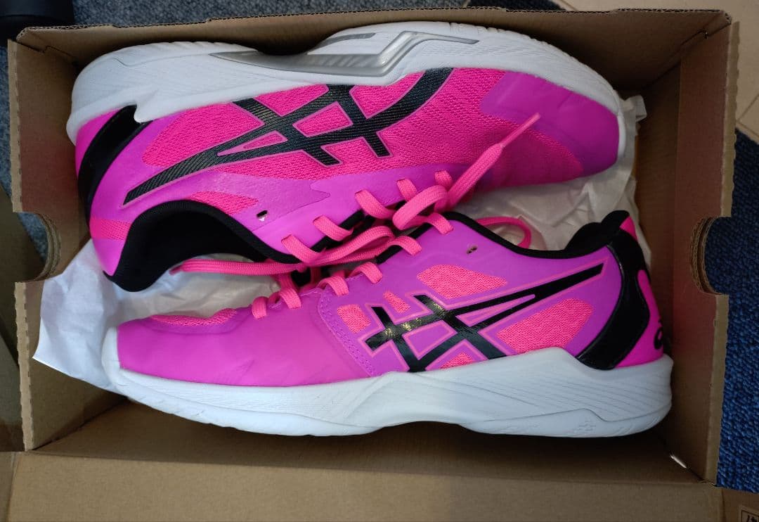 アシックス　V-SWIFT FF 3 　ローカット 25.5cm