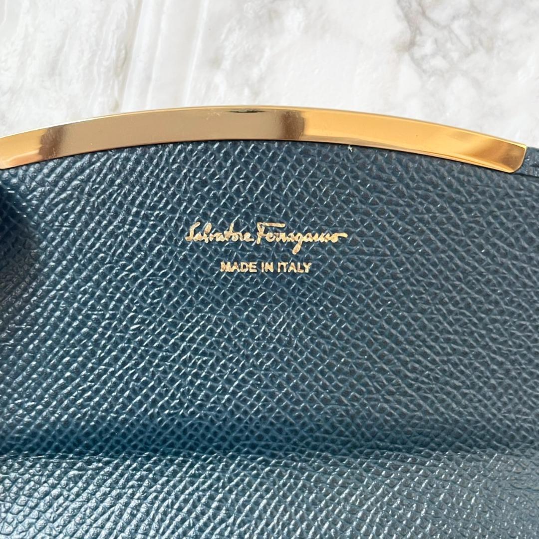 付属品完備✨ Salvatore Ferragamo ガンチーニ カードケース