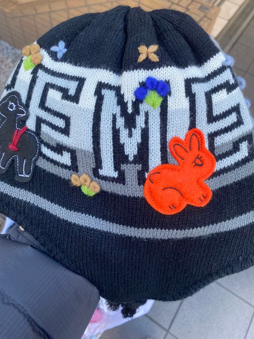 スキー・スノーボードアクセサリー Supreme Felt Applique Earflap Beanie