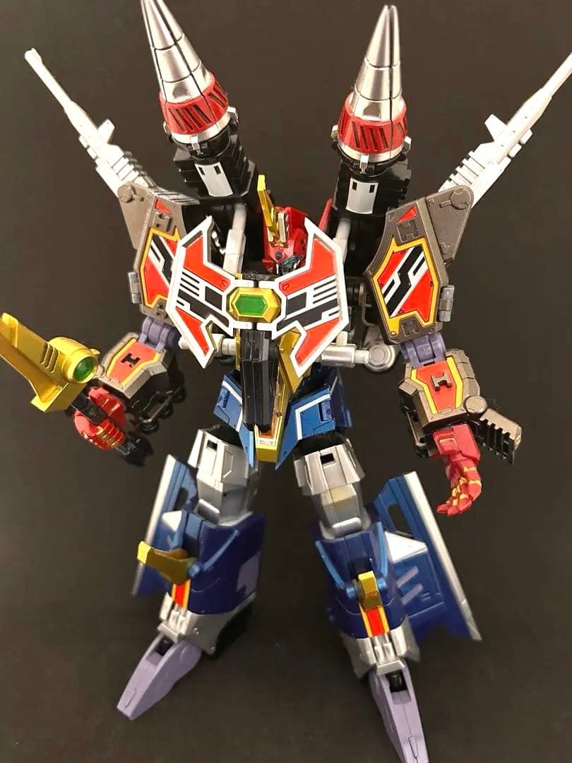 MODEROID フルパワーグリッドマン　塗装済み完成品