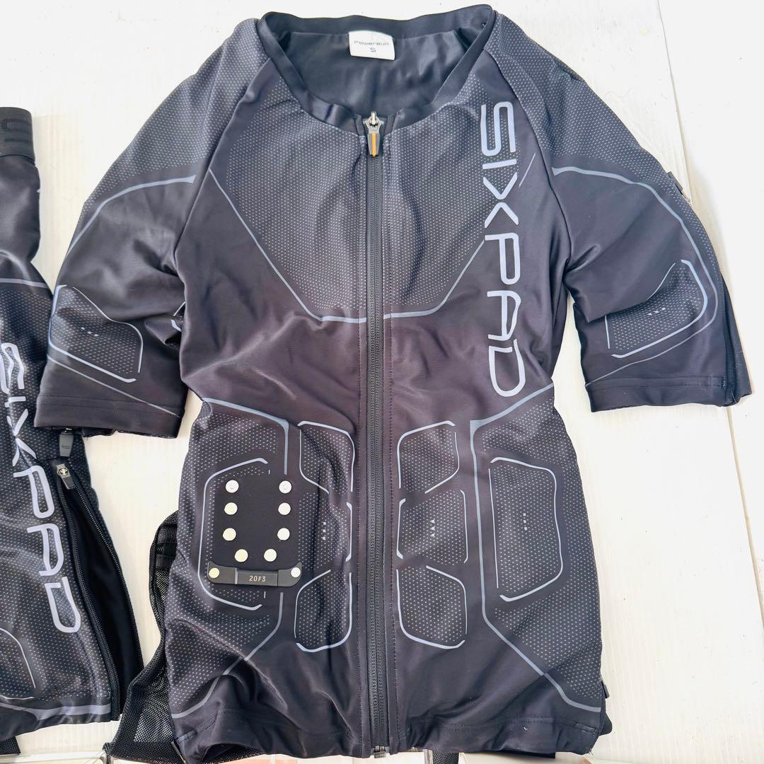 【美品】SIXPAD パワースーツ上下セット トップS／ボトムM Women's