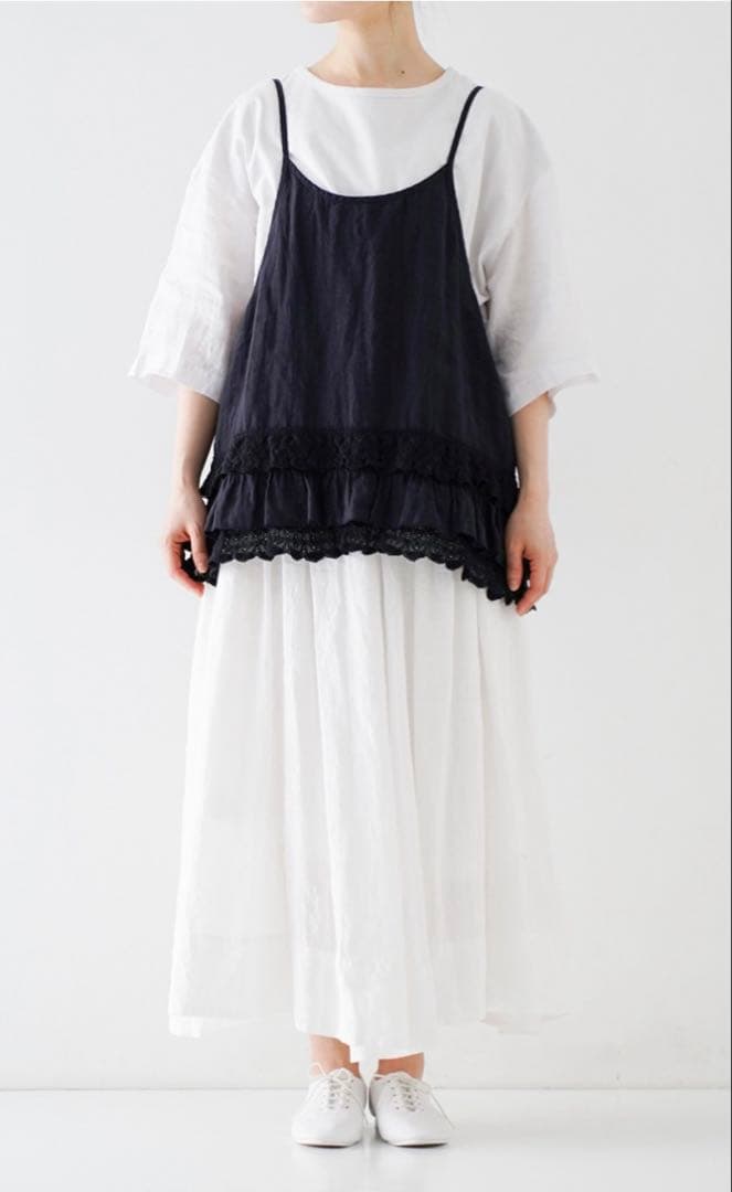 6/1まで専用 2025SS新品未使用ネストローブリネンレースヘムキャミソール