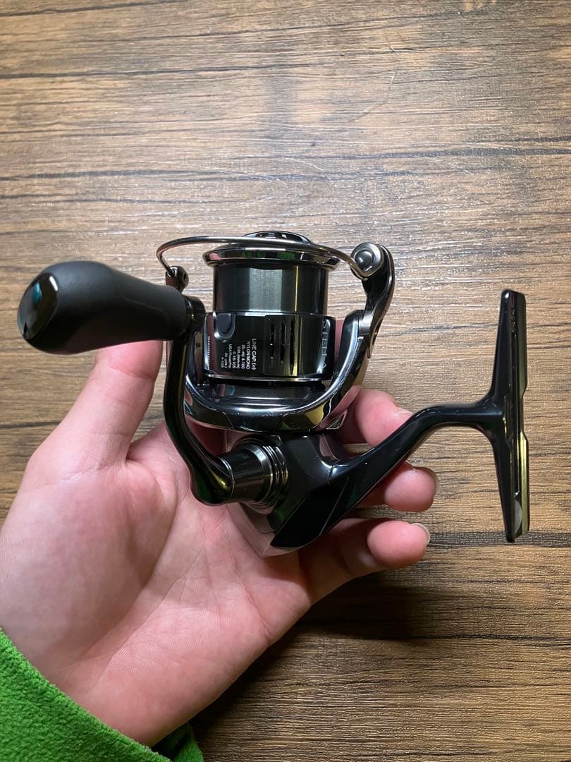 シマノ　22ステラc2000shg