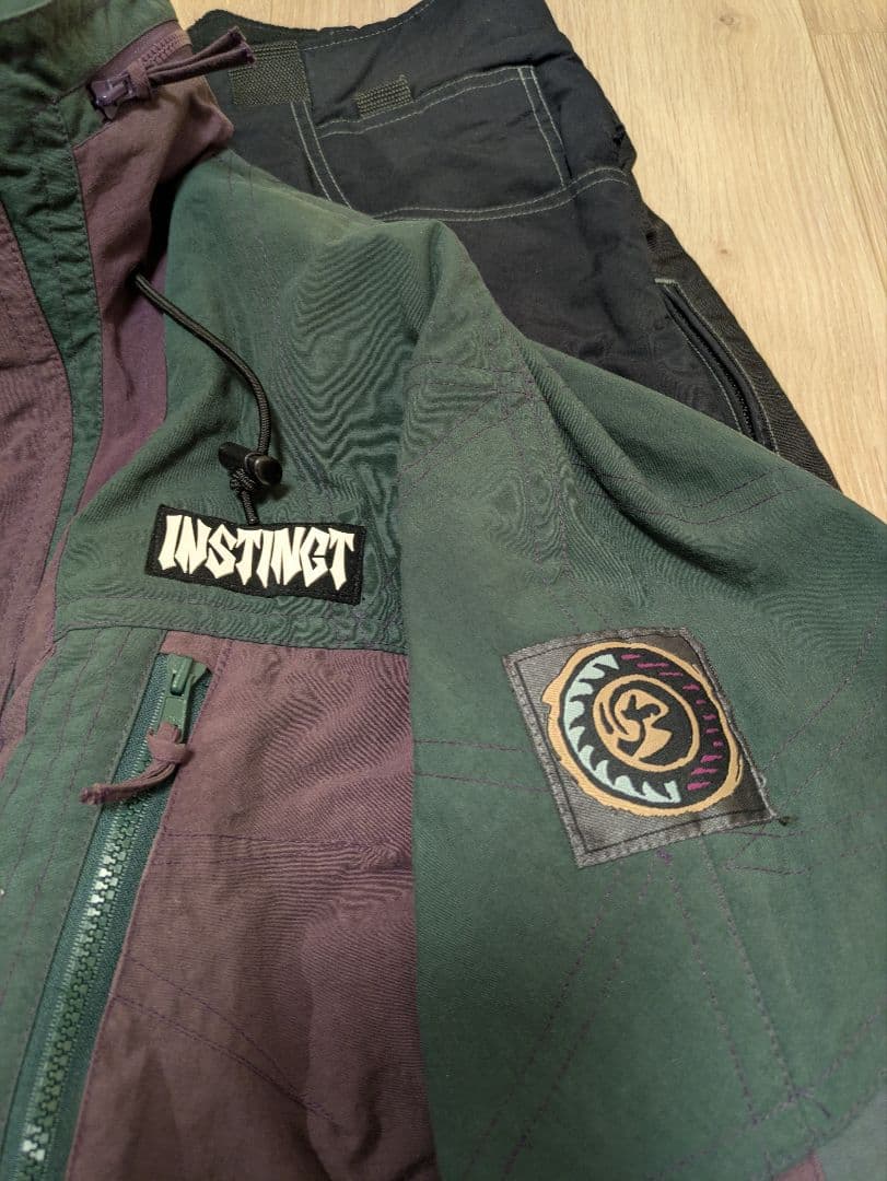 INSTINCT スノーボードウェアセット