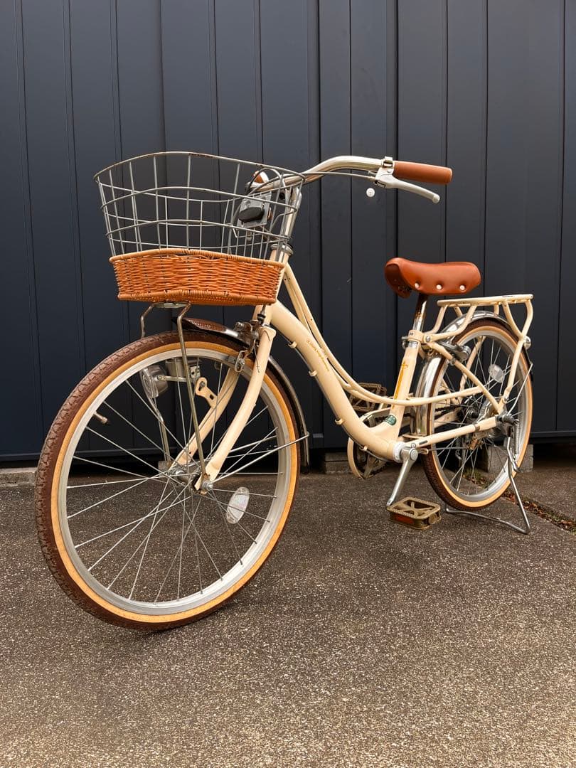 【Ki※】アサヒサイクル　女の子　クリーム色 20インチ 前カゴ付き