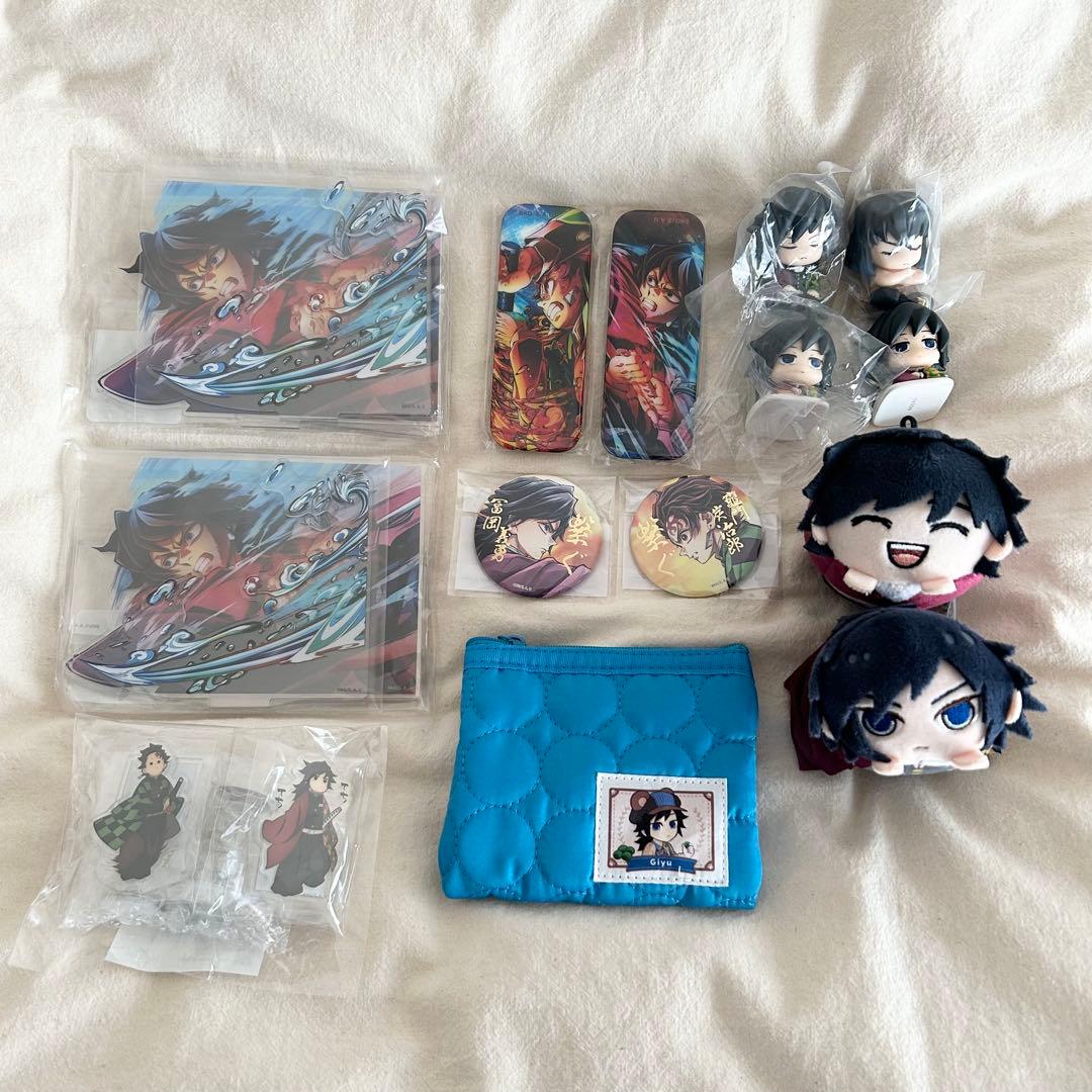 鬼滅の刃 義勇 まとめ もちころりん くじ アクスタ 缶バッジ