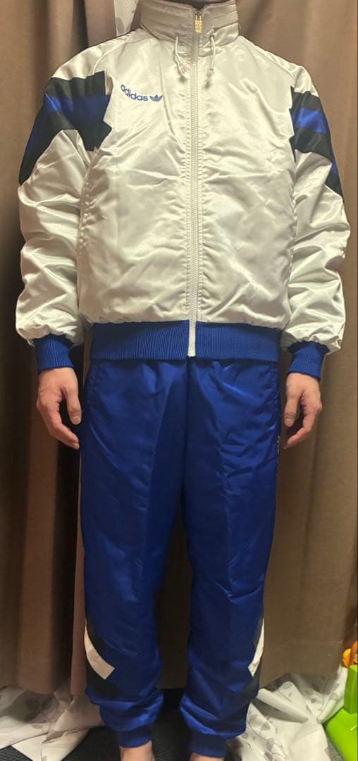 【希少】アディダス　デサント　ウィンドブレーカー　ガンバ大阪モデル厚手1993年