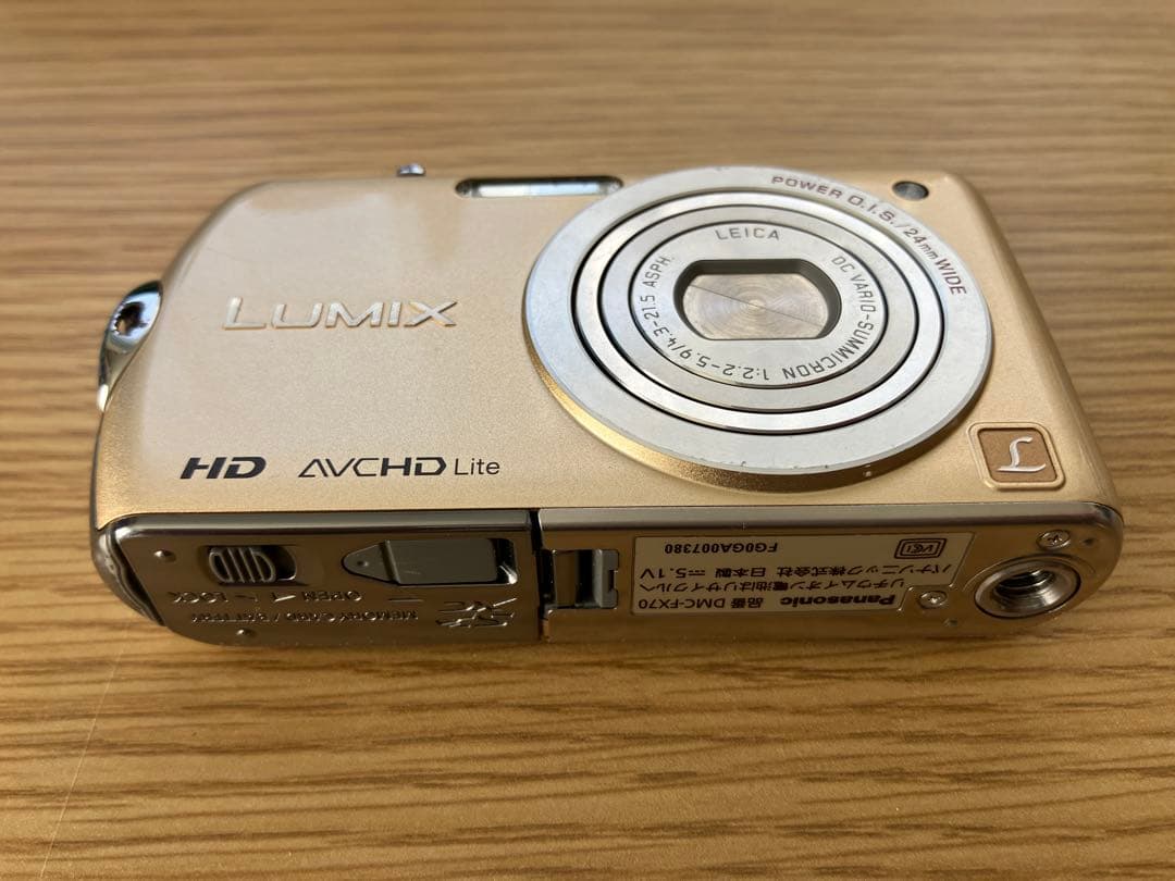 ✨状態良✨パナソニック LUMIX FX70ゴールド