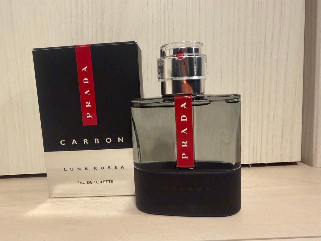 PRADA LUNA ROSSA CARBON 香水