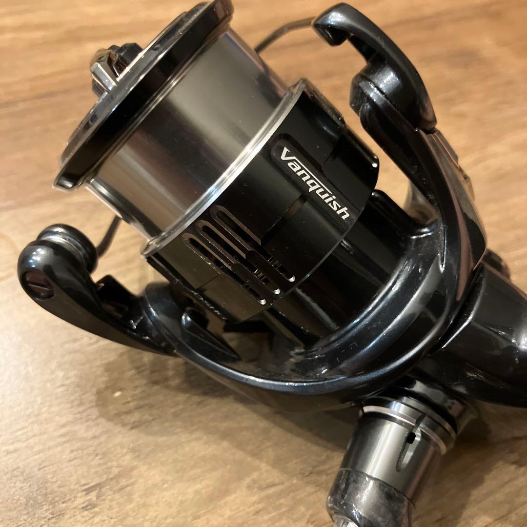 Vanquish スピニングリール C2000SHG