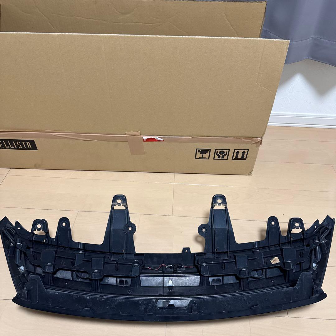 ✴*✴様 ハリアー　モデリスタ　グリル　60系