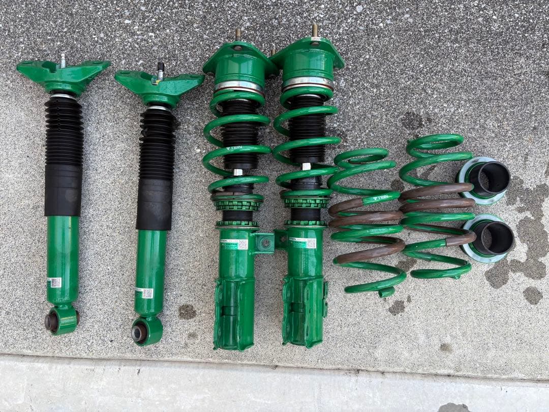 50プリウス　テイン車高調FLEX Z