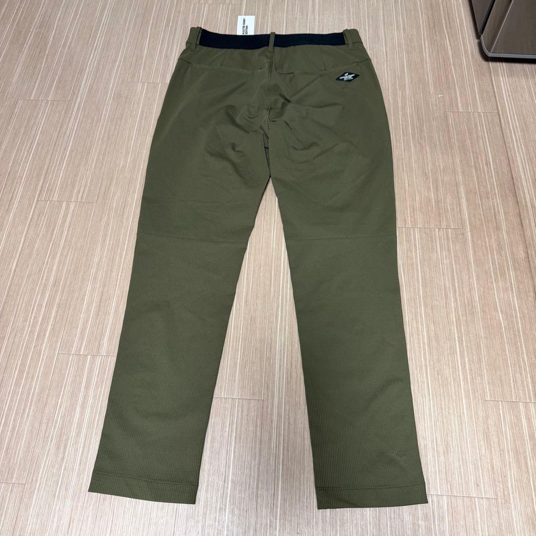 MASTER BUNNY EDITION スリムフィットパンツ サイズM