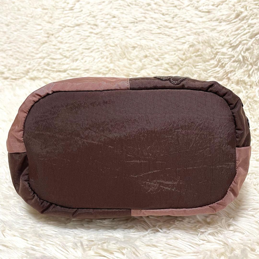 未使用級✨IBIZA イビサ ハンド　トートバッグ ナイロン ピンク チャーム付