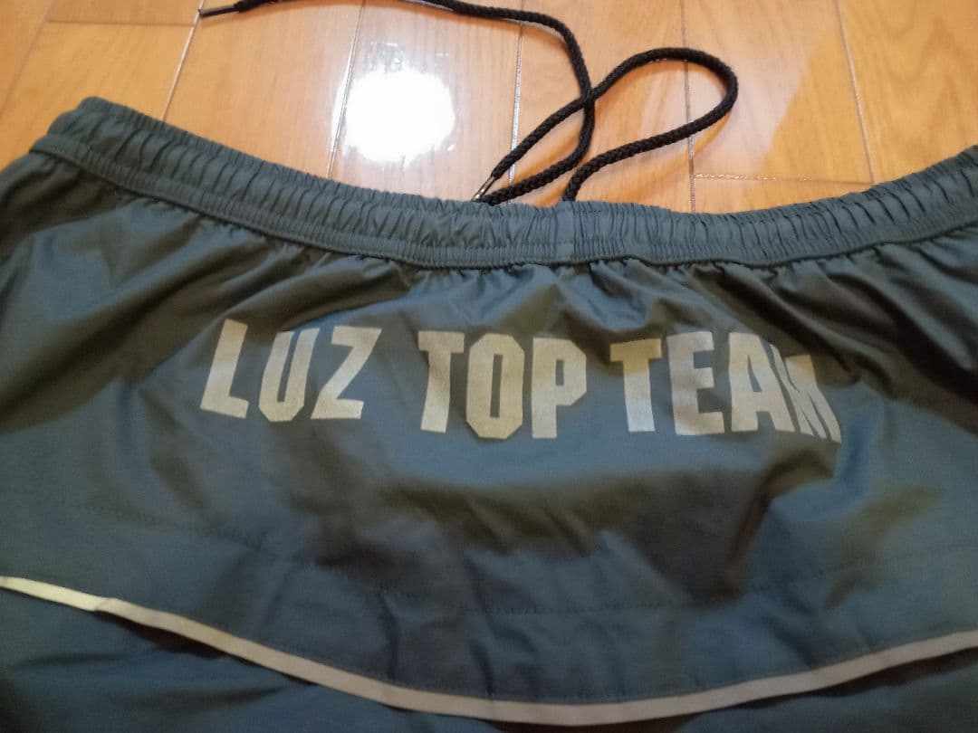 ルースイソンブラ　LTT　トップチーム　防水パンツ　メンズL　濃ネイビー　美品