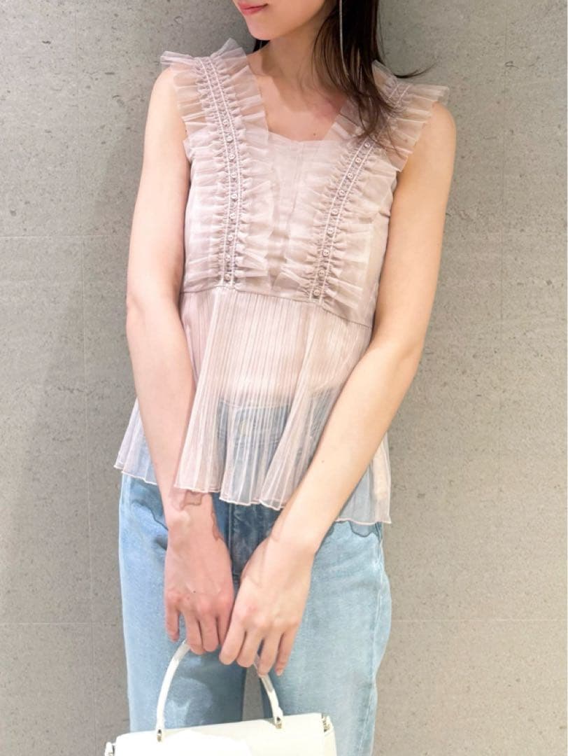 【SNIDEL】Sustainableチュールキャミブラウス