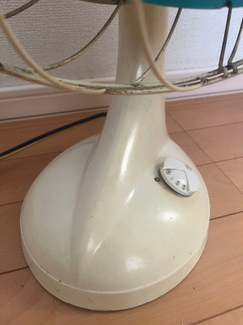日立扇風機　扇風機 メタル製　昭和レトロ／アンティーク