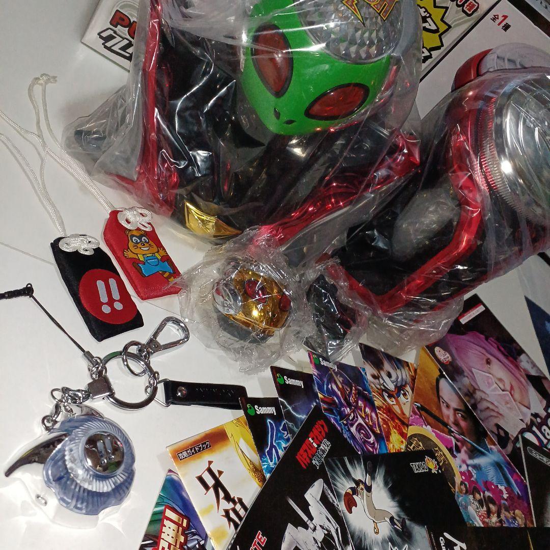 ピーフラッシュストラップ　他　パチンコグッズのまとめ