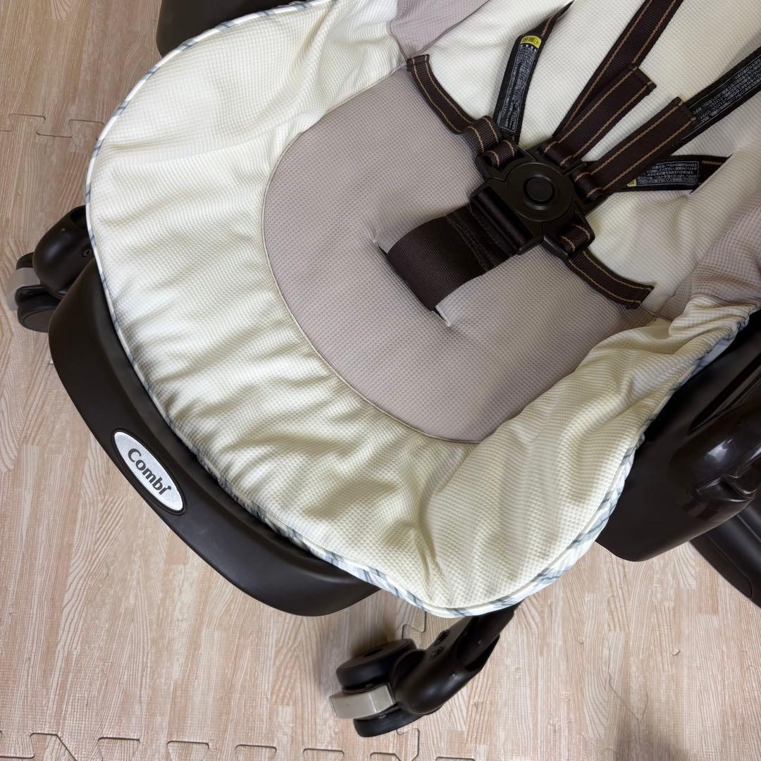 極上クリーニング済　☆美品☆　コンビ　ハイローベッド＆チェア　ネムリラ　4キャス