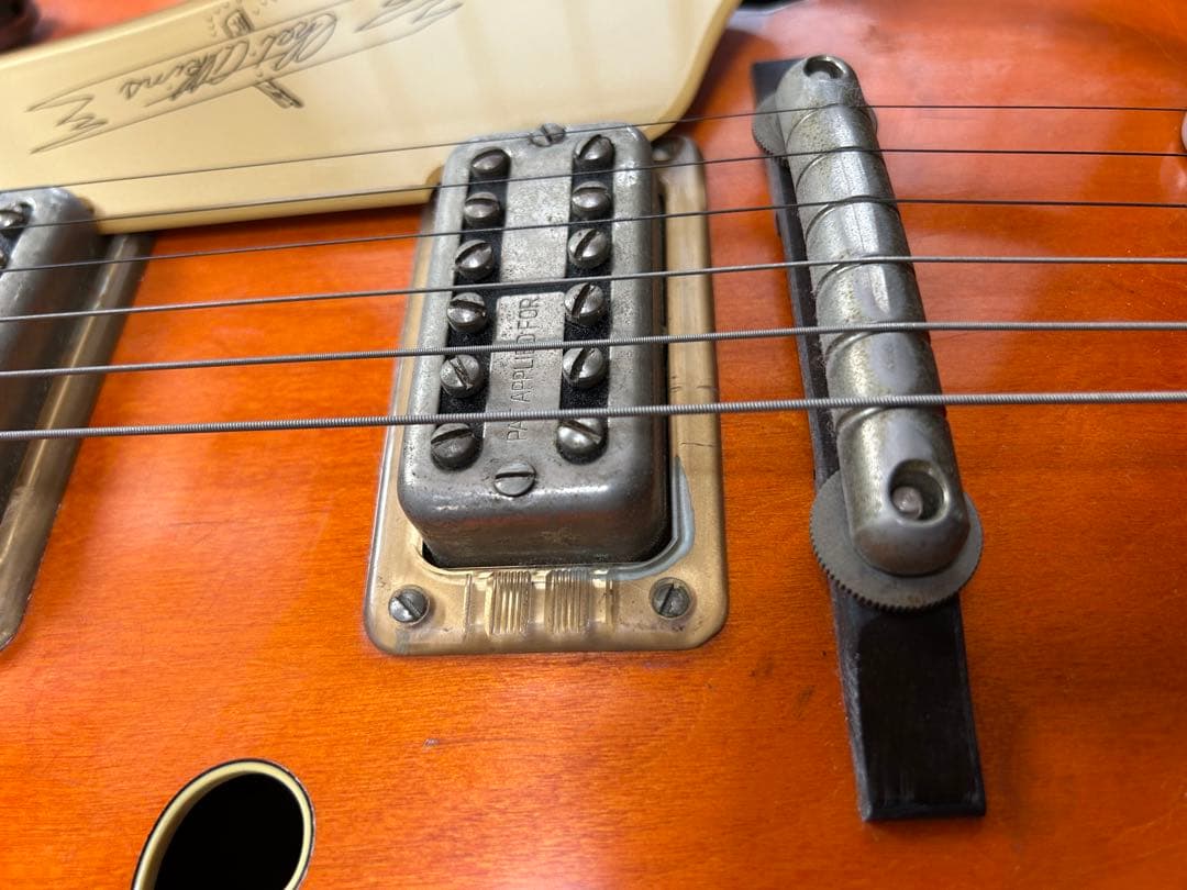 Gretsch グレッチ　6120SSLVO ブライアンセッツァーモデル