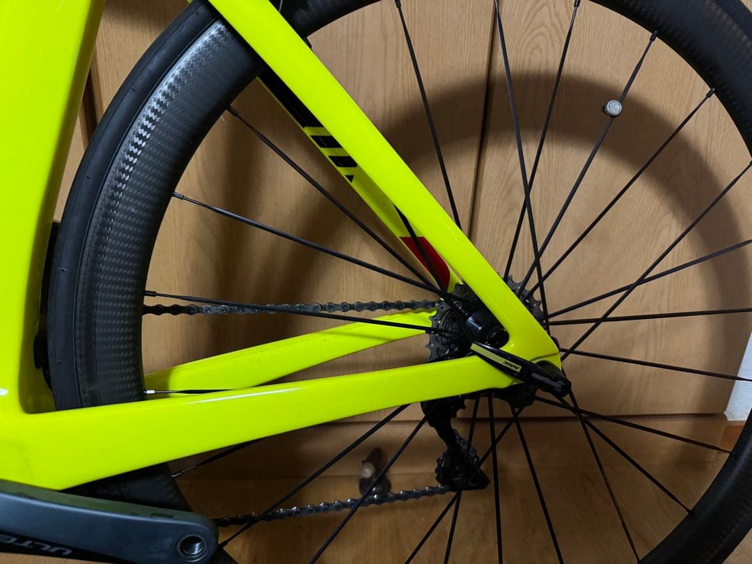 TREK MADONE9.5 電動アルテグラ　コスミックカーボン