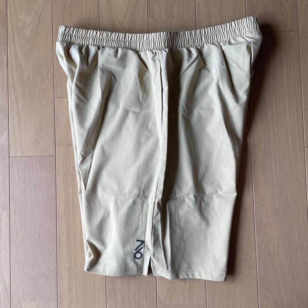 日本初上陸　76 セブンシックス　テニスウェア　上下　サイズL（XL）