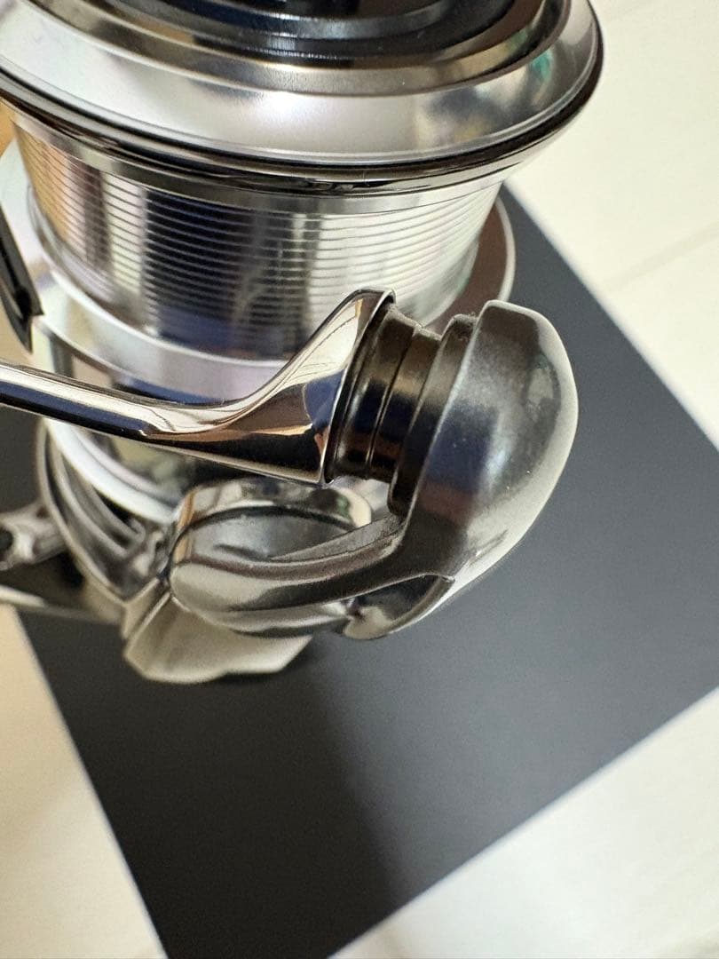 EXIST LT2500S-H スピニングリール　22イグジスト