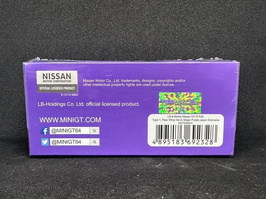MINI GT ▶︎39 LB★Works Nissan GT-R