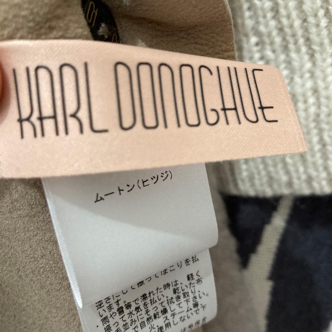 ムートン　ショール　CARL DONOCHUE