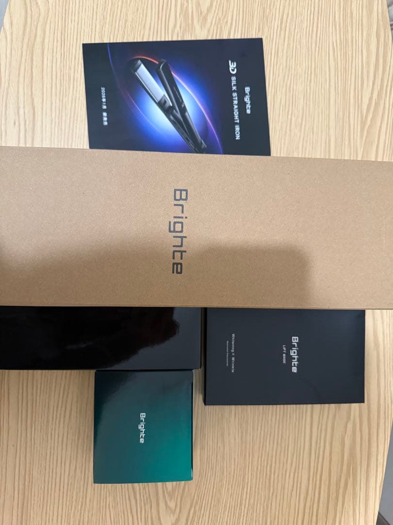 【新品・未開封※1/23まで値下げ】Brighte 3D ストレートヘアアイロン