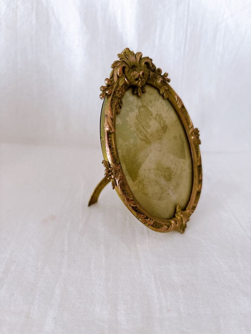 【さゆり さま】　フランスアンティーク　真鍮製フォトフレーム・アール・ヌーヴォー