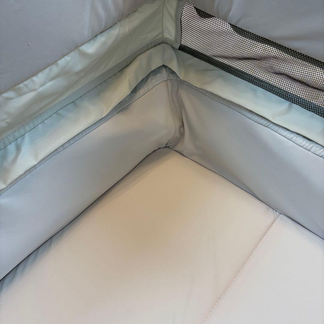 Combi すくすやトモネル ベビーベッド コンパクト