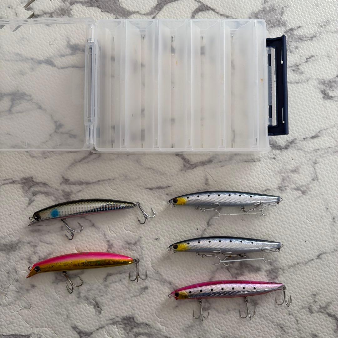 ルアー5個セット 収納ケース付き