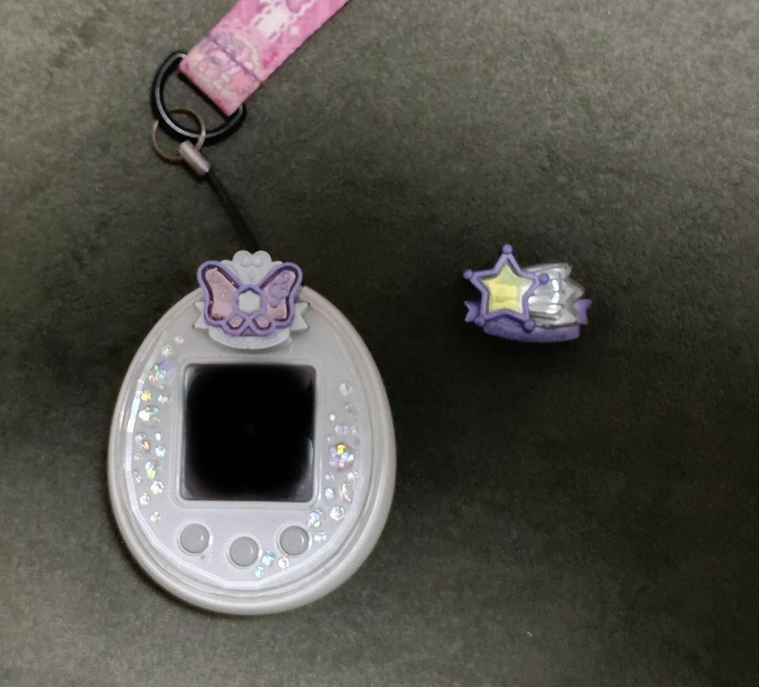 たまごっちP's 本体＋デコピアス2点＋ストラップ