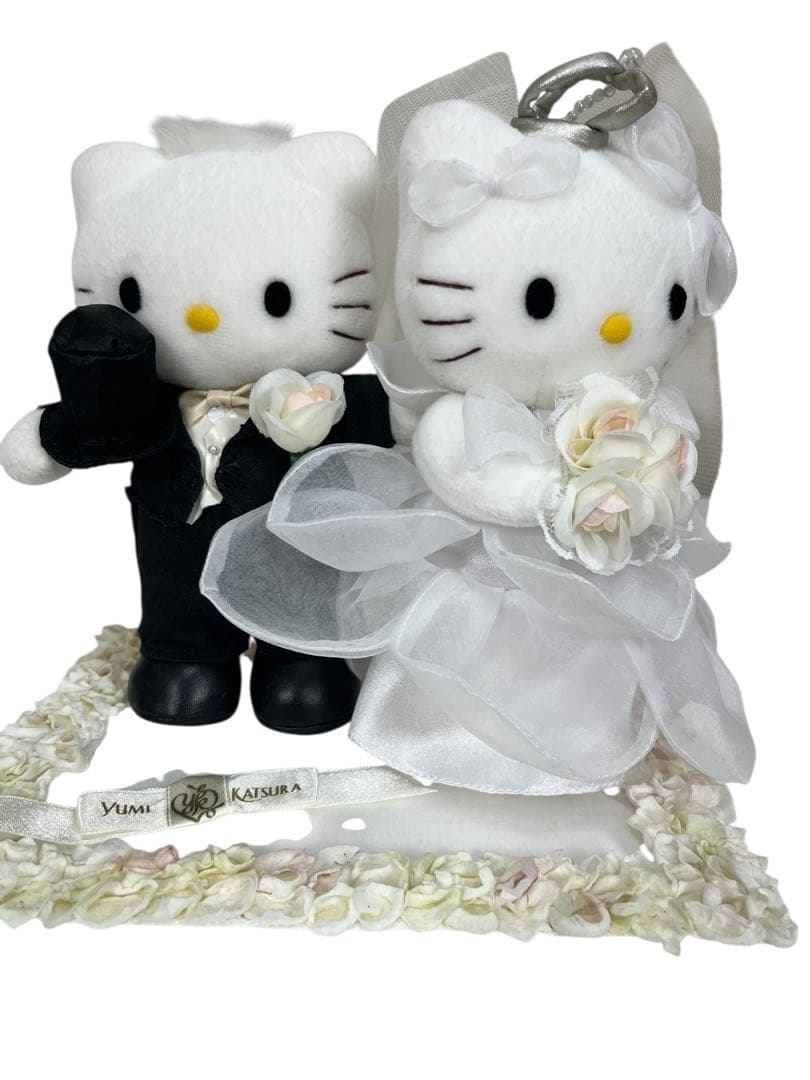 サンリオ　ハローキティ　ウェディングドレス　ウェディングボード　桂由美