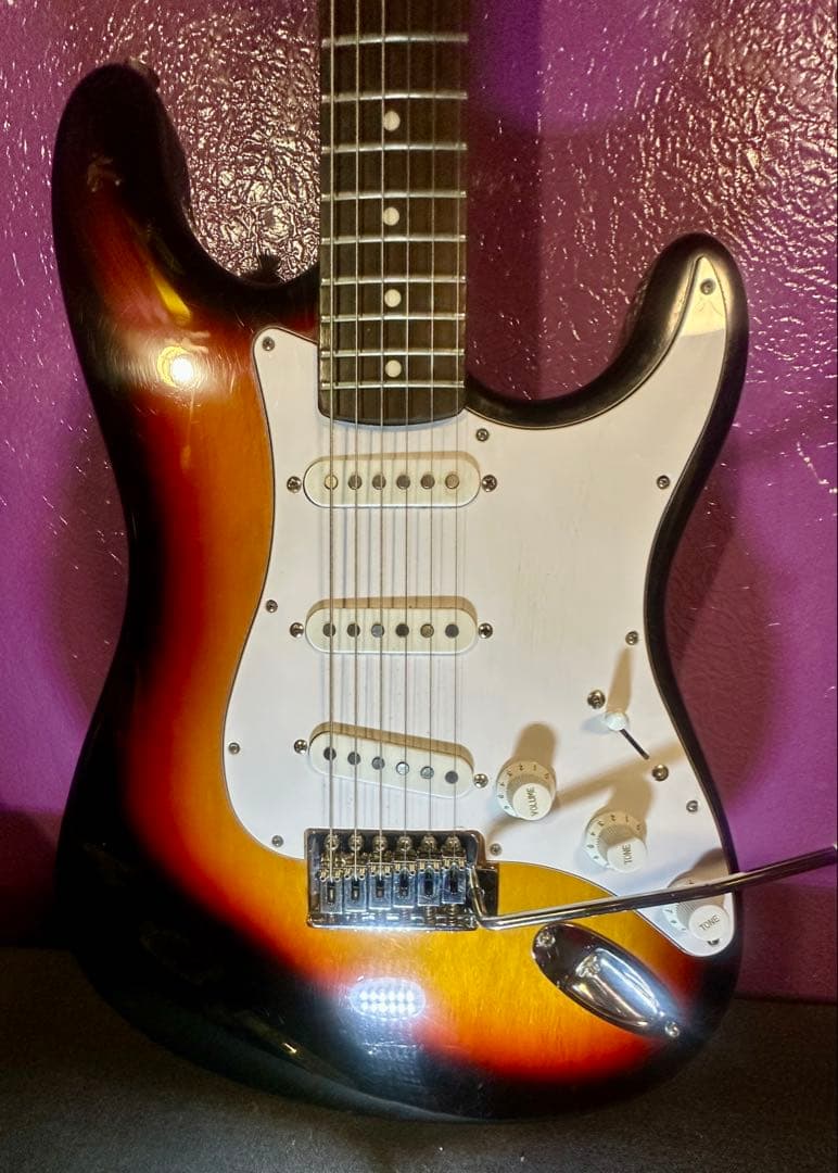 Samick ストラトキャスター サンバースト