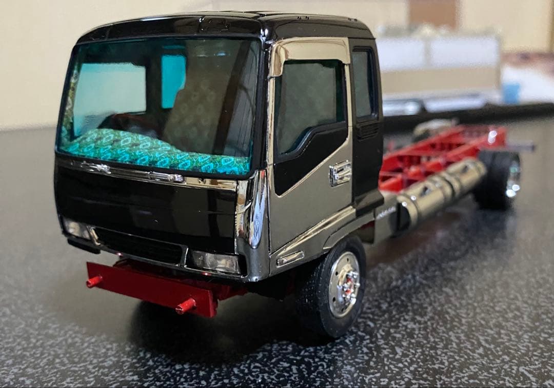 デコトラプラモデル　フォワード輸出ドア使用